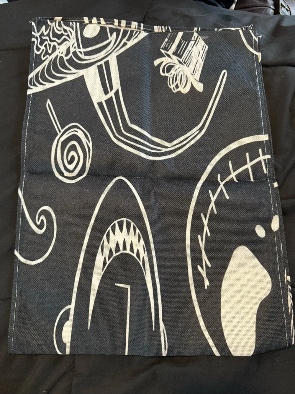 N/A table runner